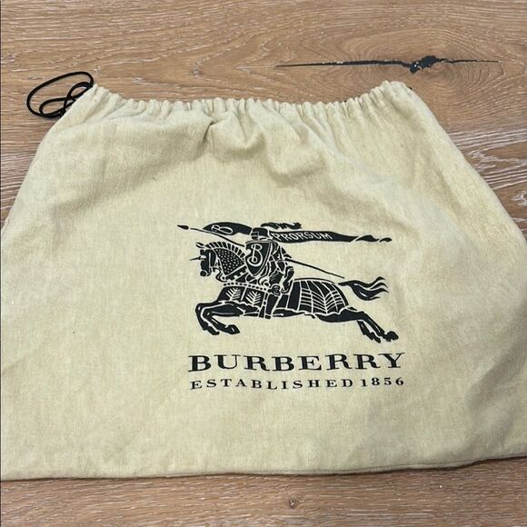 Burberry Purple Crossbody Bag with Dustbag - Picture 14 of 16